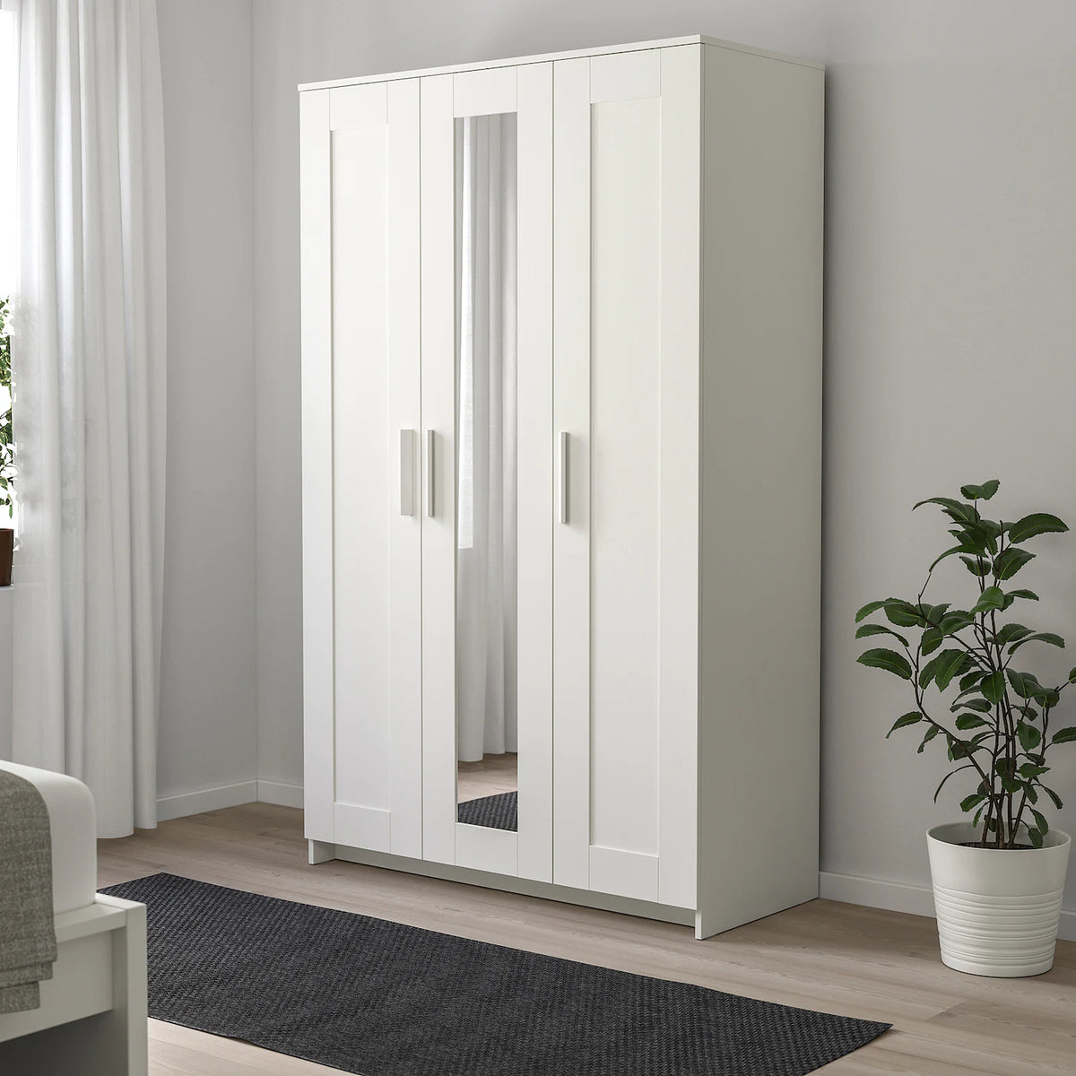 IKEA BRIMNES Wardrobe with 3 doors, white, 117x190 cm